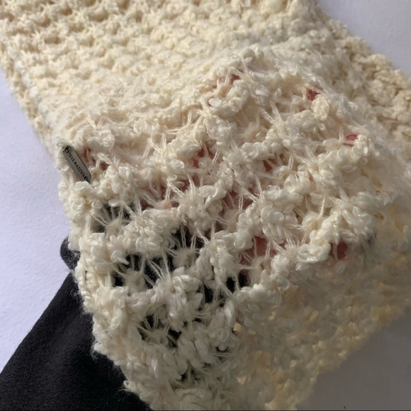 Steve Madden Chunky Knit Off White Infinity Scarf - Picture 4 of 8